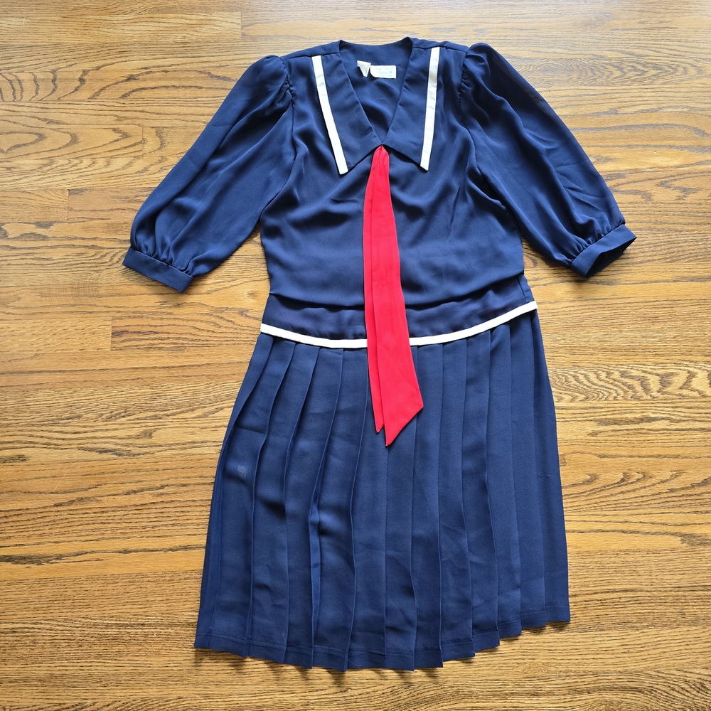 Vintage Lady Carol Petites Of NY Elegant Navy Blue Formal Dress with Red Accent